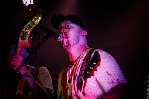 AK-SHELTER-2022-BANANE-METALIK-full-size-IMG 9178