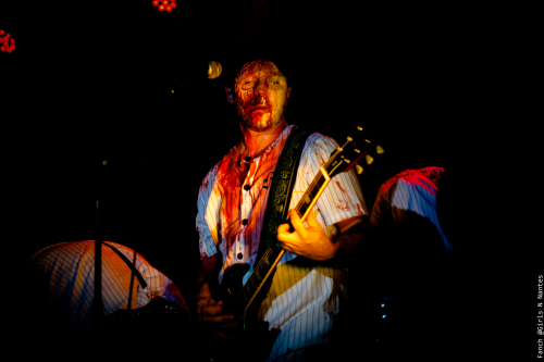 AK-SHELTER-2022-BANANE-METALIK-full-size-IMG 9248